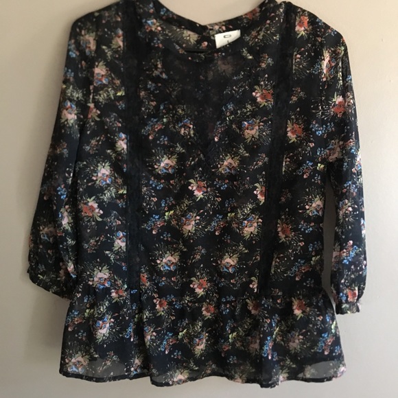 Pins & Needles Tops - Pins and Needles floral blouse size small